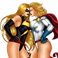 Especial Cosplay: Ms. Marvel vs Power Girl