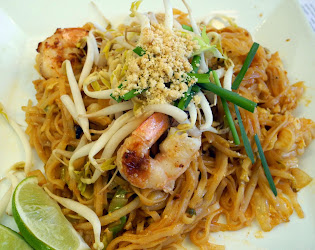 Pad Thai – Rice Noodle, Chicken, Shrimp, Egg, Peanuts, Garlic Chives