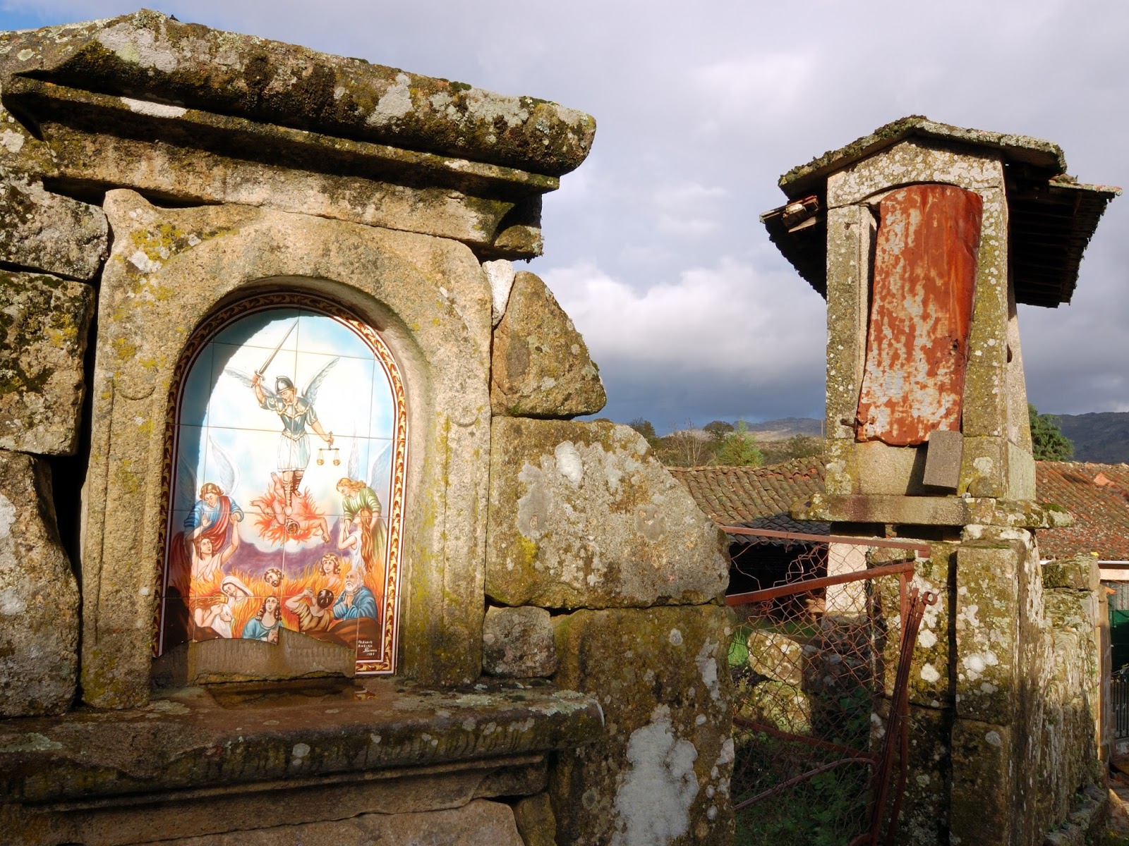 TragaMundos As 'alminhas' da Diocesse de Vila Real