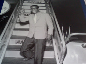 Sammy Davis Jr. flew on American Airlines C.R. Smith Museum