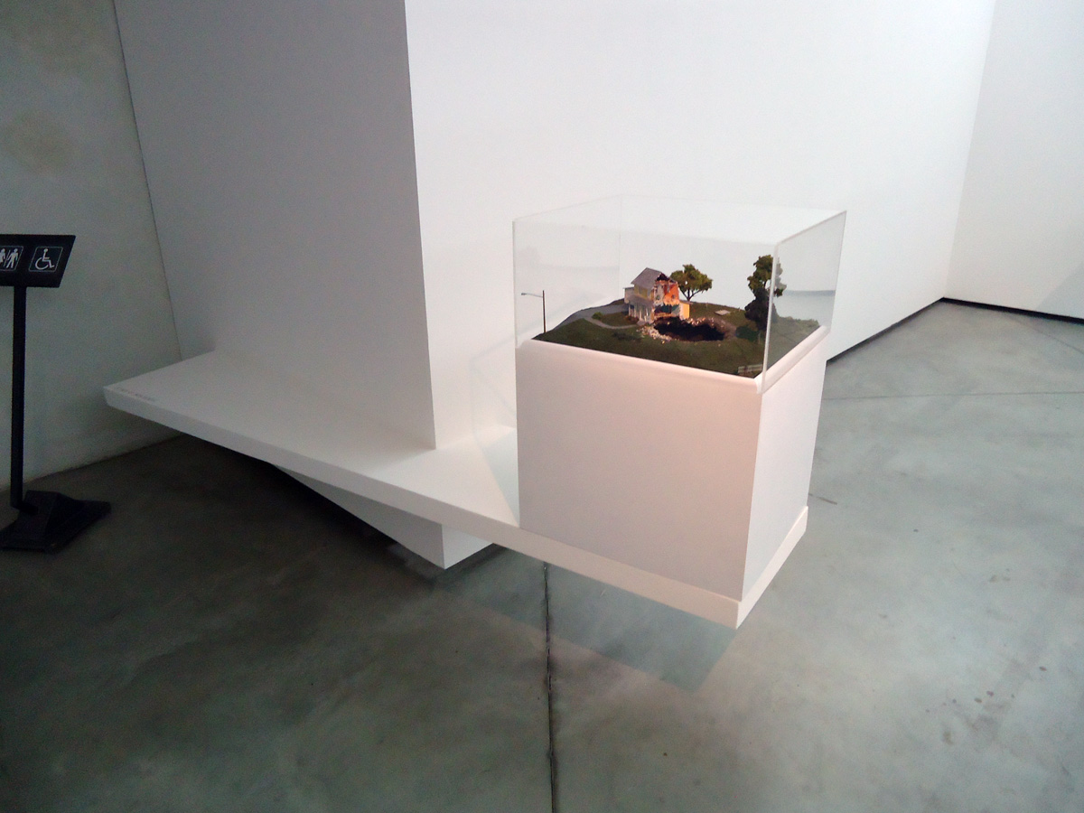 How to... Display Miniatures professionally? Miniatures