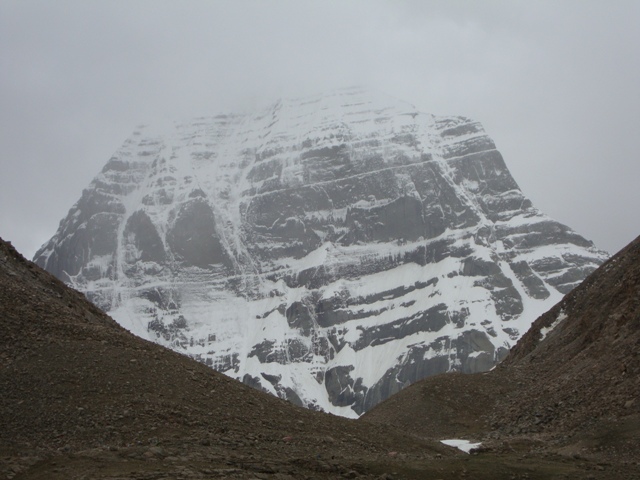 kailash+view+with+mist.JPG