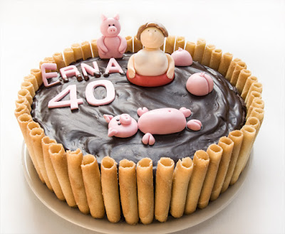 Pujsi v blatu - Pigs in the mud cake