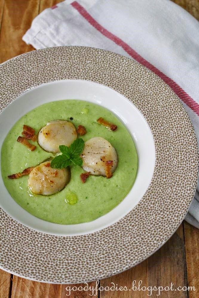 GoodyFoodies Recipe Pan Seared Scallops with Pea Puree and Crispy Bacon