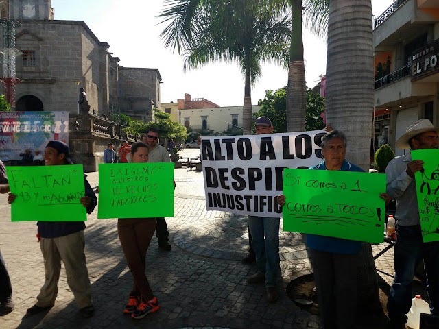 Nos corren por pedir aguinaldo: Trabajadores de Zapotlanejo 