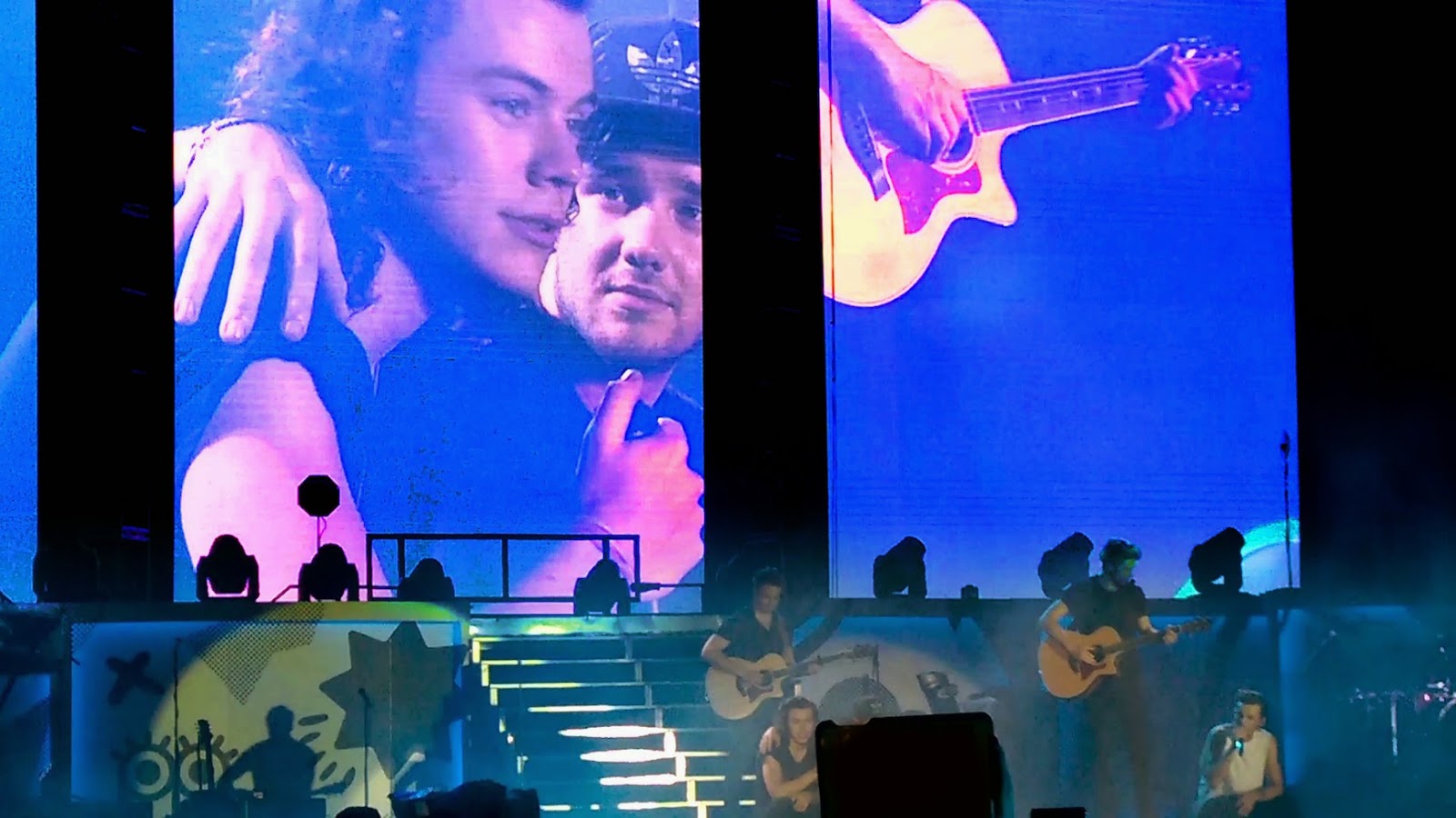 Tender moment between Harry & Liam (shot on Lumia 930) Tender moment between Harry & Liam