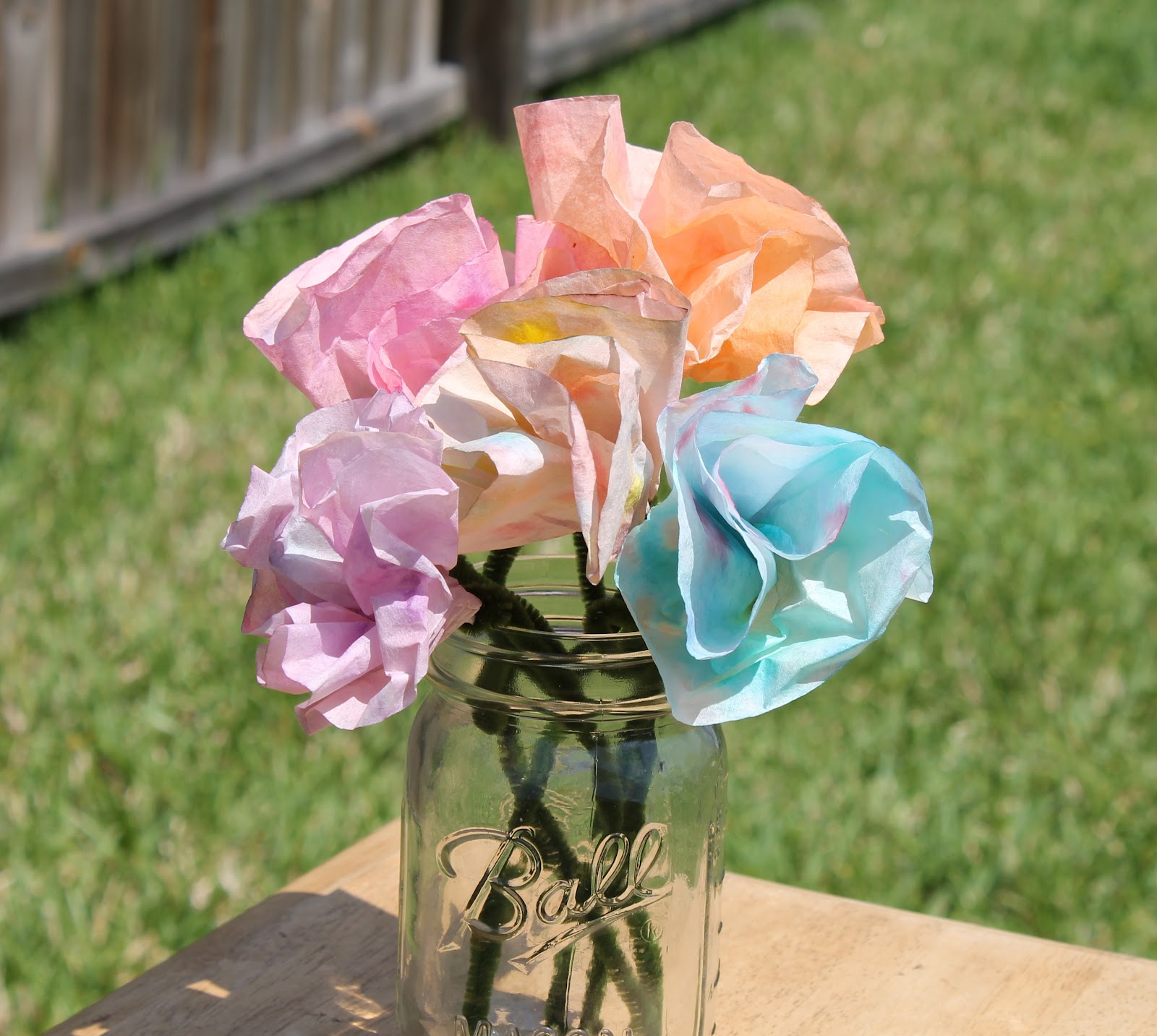 Desperate Craftwives KidCrafted Coffee Filter Flowers