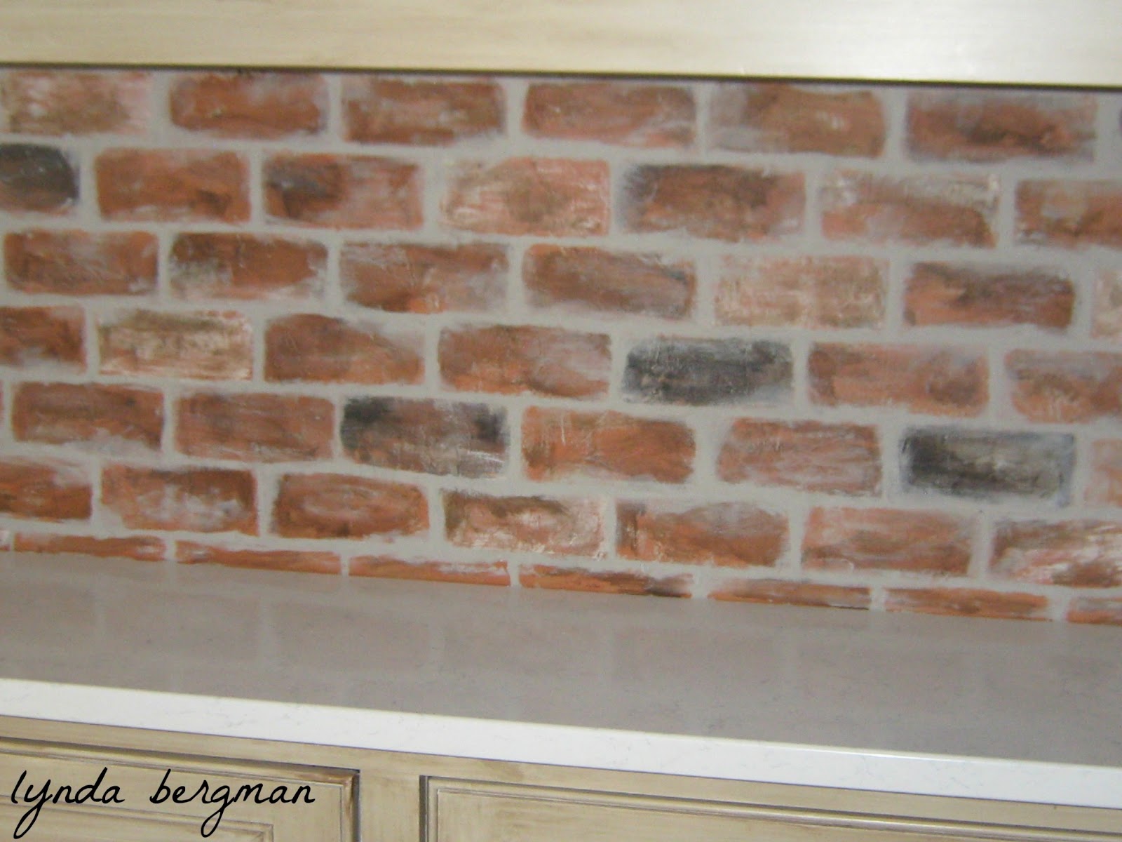LYNDA BERGMAN DECORATIVE ARTISAN DRAWING & PAINTING FAUX BRICKS