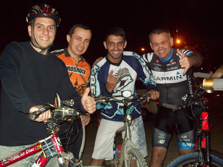 Pedal forte com amigos