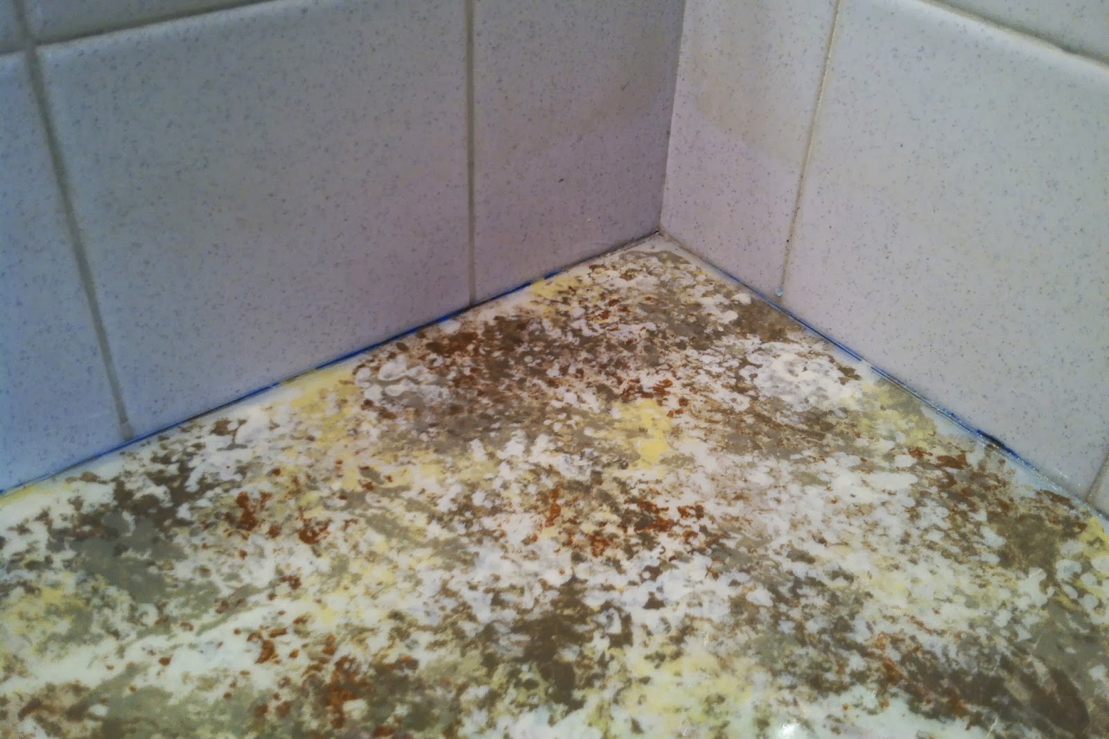 DIY Why Spend More Stone Effects spray paint on countertops