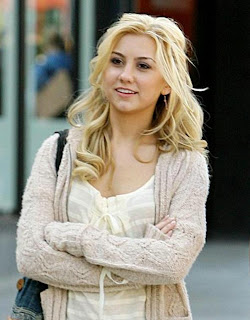 Chelsea Staub Wallpapers