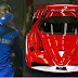 Penyerang Chelsea Jual kereta Ferrari untuk Muslim Rohingnya