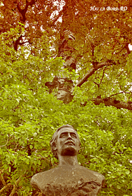 bust mihai eminescu plopii fara sot iasi bust mihai eminescu plopii fara sot iasi