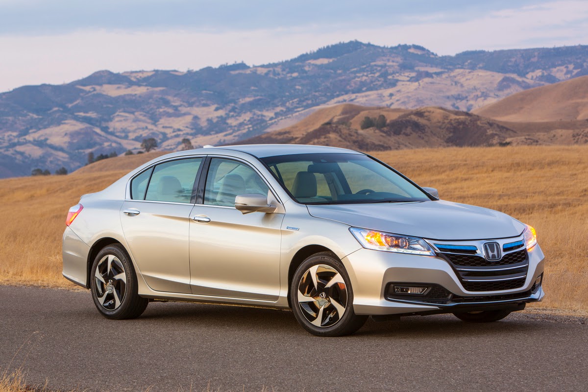 A tale of two Accords: Green and golden