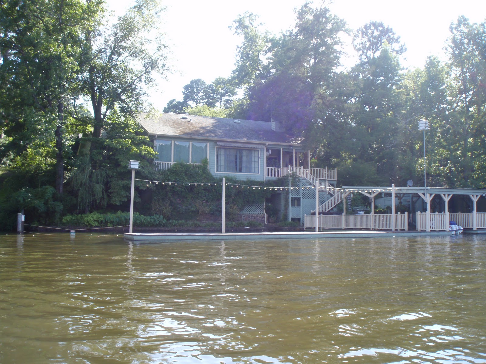 Luxe Land Yacht Patrick Dempsey's Lake House
