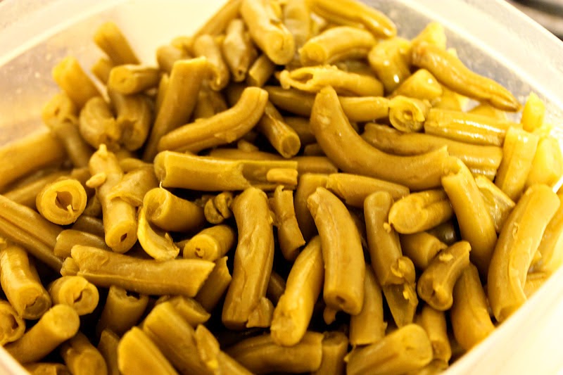 The Queen B Making Can Green Beans taste like Fresh Green Beans