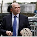 O Γάλλος υπουργός εξωτερικών Λοράν Φαμπιούς πετά με εταιρίες χαμηλού κόστους.
