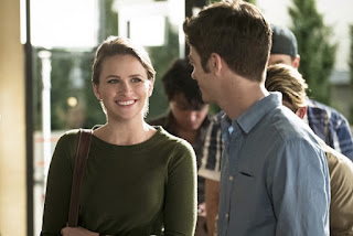 Barry and Patty from The Flash Season 2, Episode 5 The Darkness and the Light