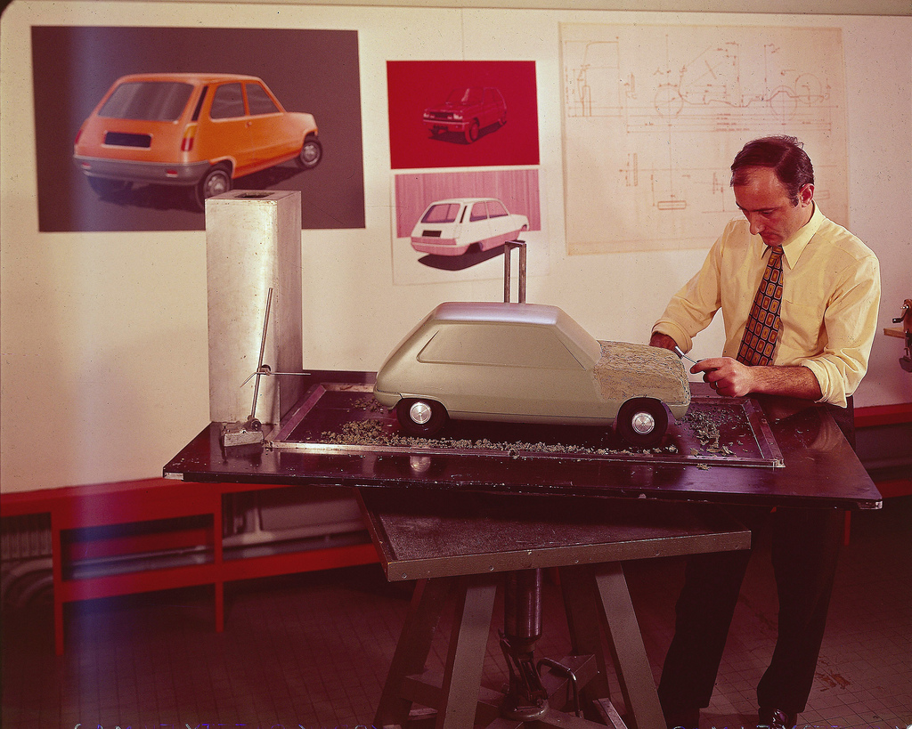 Karznshit Renault 5 40th Birthday