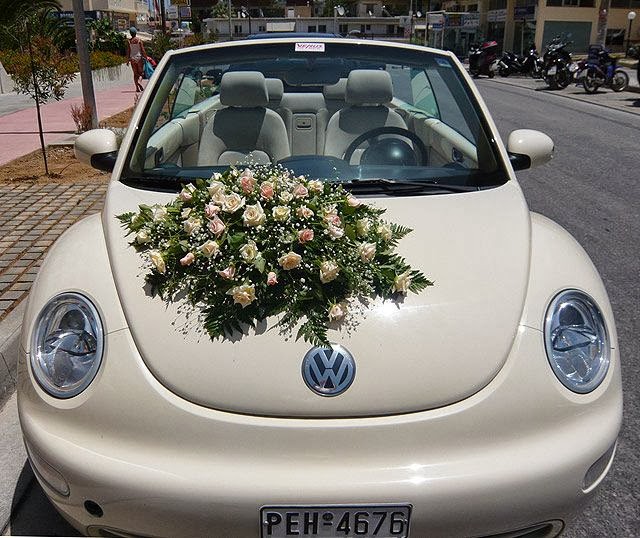 Link Camp Wedding Car Flower Decoration Collections 2013 (5)