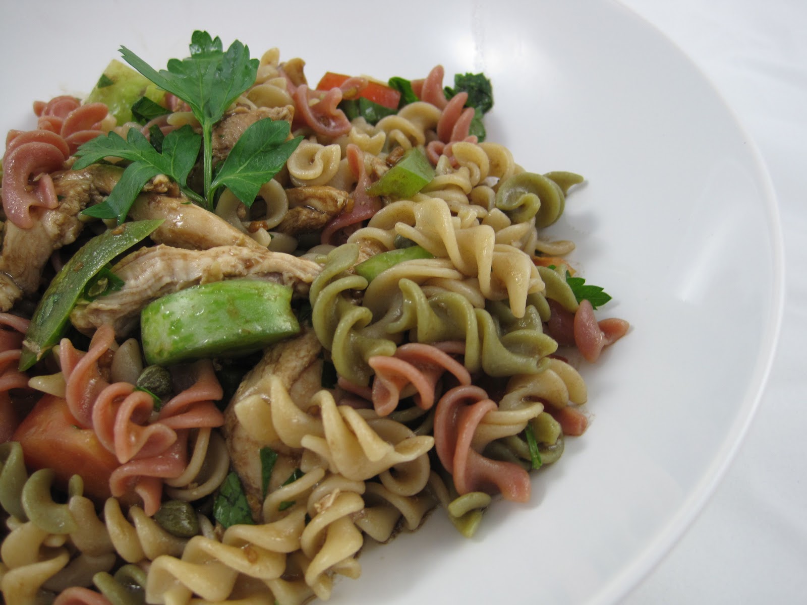 STAR Fine Foods Rotini with Chicken and Peppers with our NEW Olive Oil with Lemon Peel