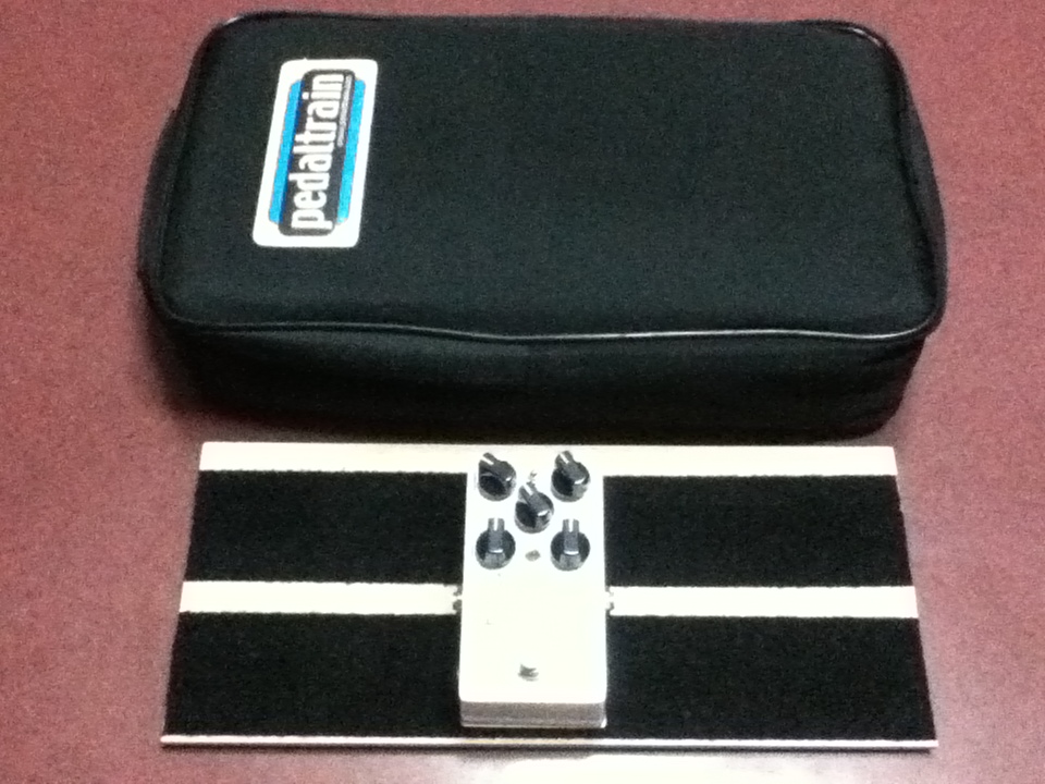 grin.guitar Pedaltrain Nano Bag with DIY Pedalboard