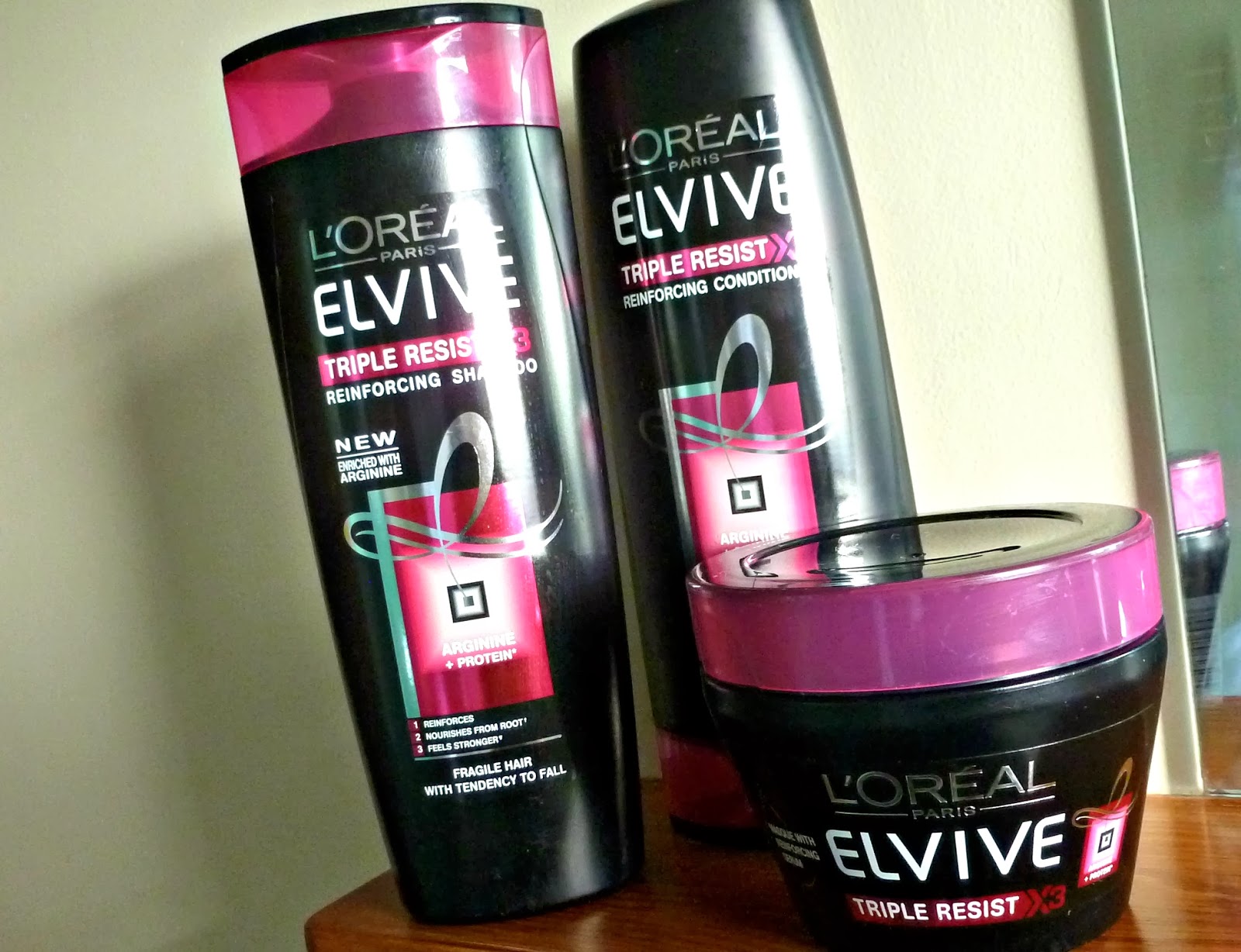 A picture of L'Oreal Elvive Triple Resist