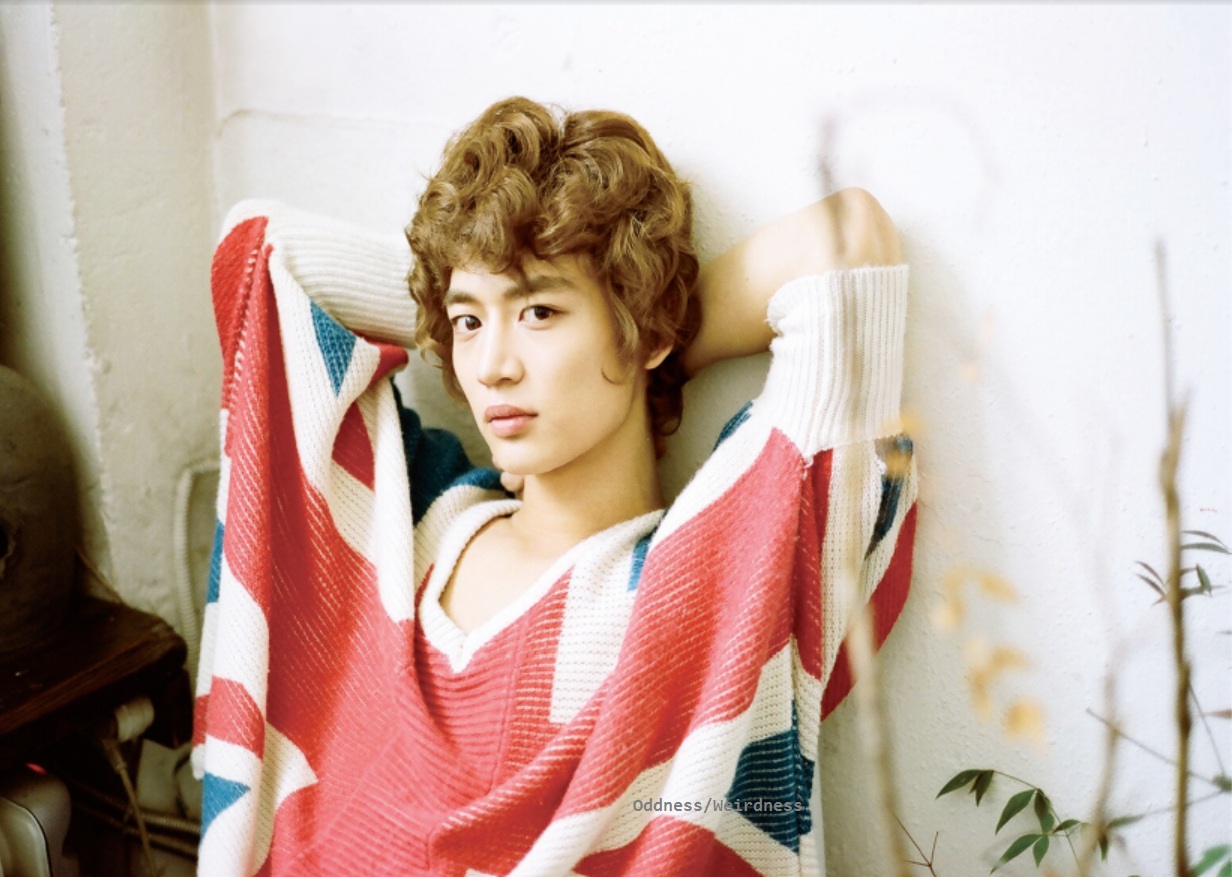 My Music Radar!: Shinee's Sherlock Digital Booklet Pics HQ 120318