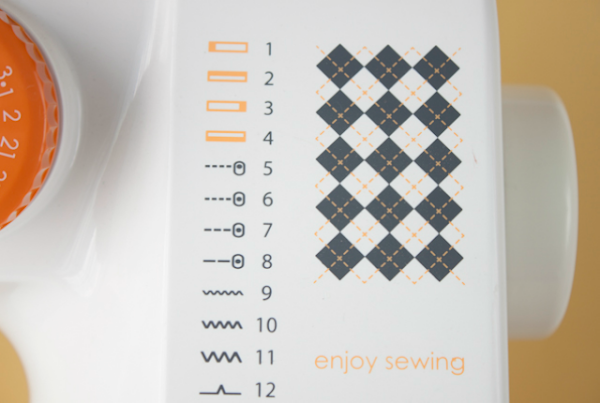 CURSO ONLINE - APRENDE A COSER - COMO AJUSTAR LA TENSIÓN DEL HILO DE LA