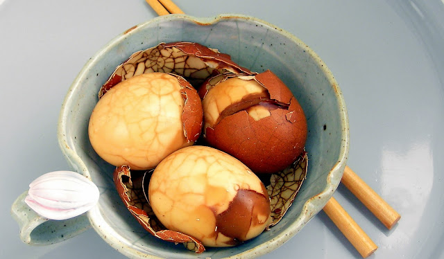 chinese marbled eggs made in the pressure cooker