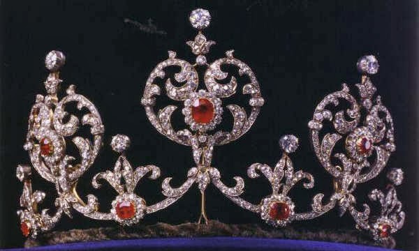 تيجان امبراطورية  فاخرة ولا اروع Ruby+Tiara+(1905)+from+King+Edward+VII+of+UK+for+CP+Margaret+of+Sweden+1