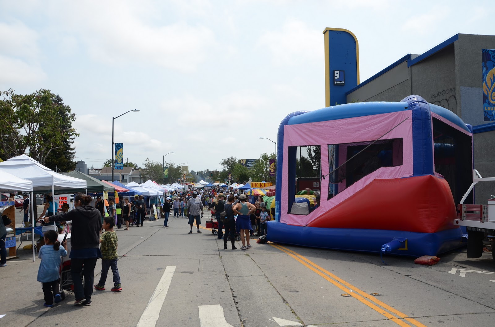 Our Oakland Laurel Street Fair
