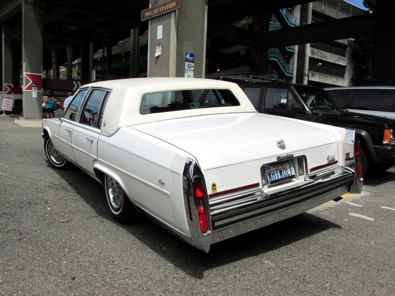 Seattle's Classics: 1982 Cadillac Sedan DeVille