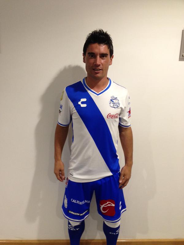 Presenta el Puebla FC nuevos uniformes para la Liga MX. Al Minuto