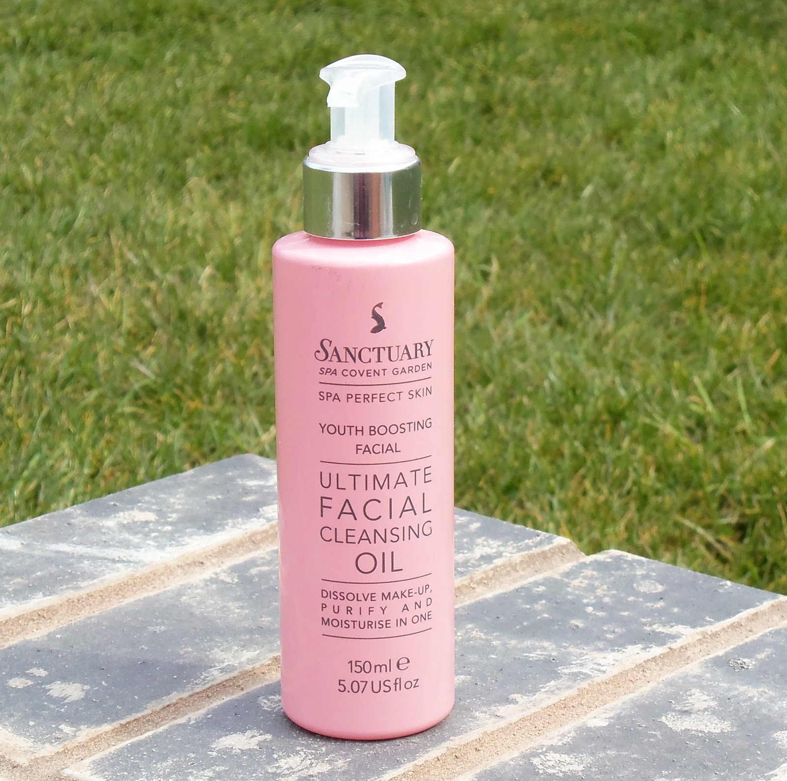 Beauty and Beyond.... Sanctuary Ultimate Facial Cleansing Oil