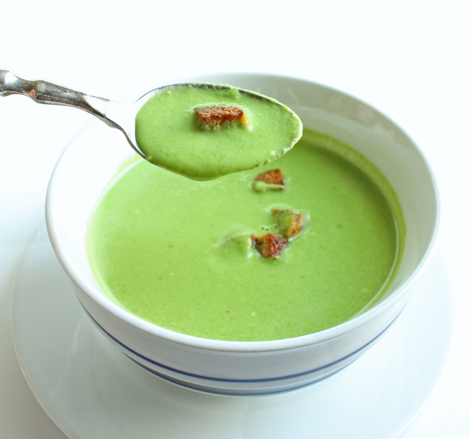 Spinach and Artichoke Dip Soup (Low Carb and Gluten Free) I Breathe I'm Hungry