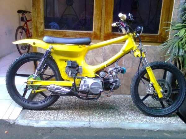 Modifikasi Motor Astrea Grand Terbaik 2014 title=