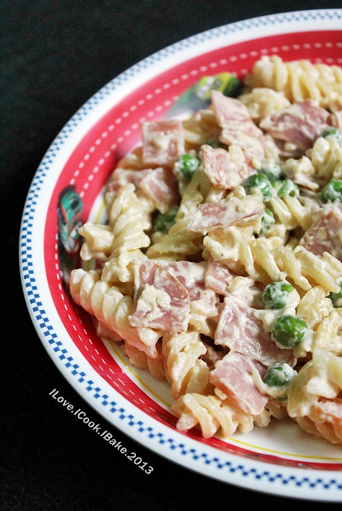 I Love. I Cook. I Bake. Pasta with Ham, Peas & Cream (Nigella Lawson)