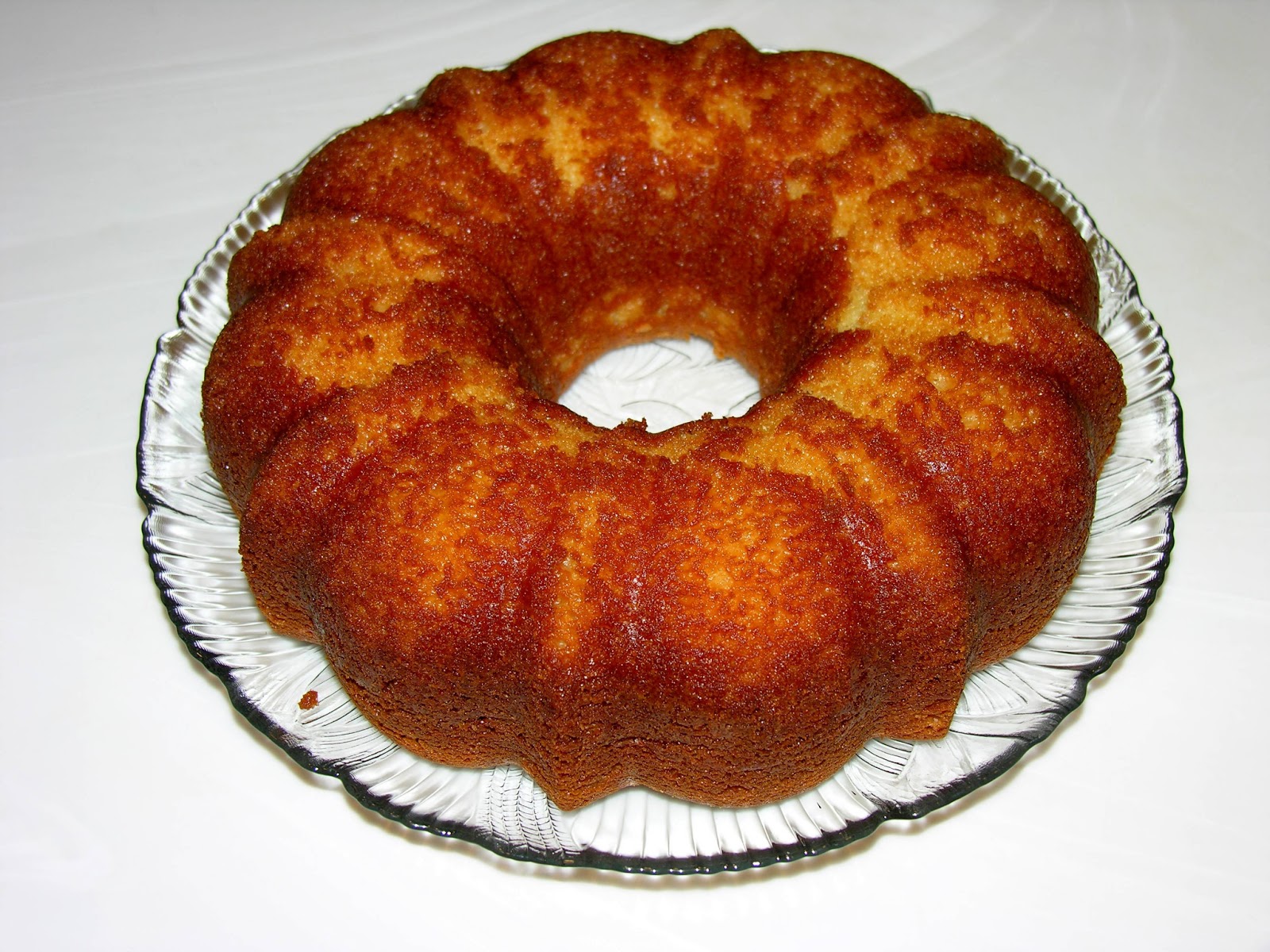 ShaRach cooking Easy Cream cheese pound cake (box recipe)