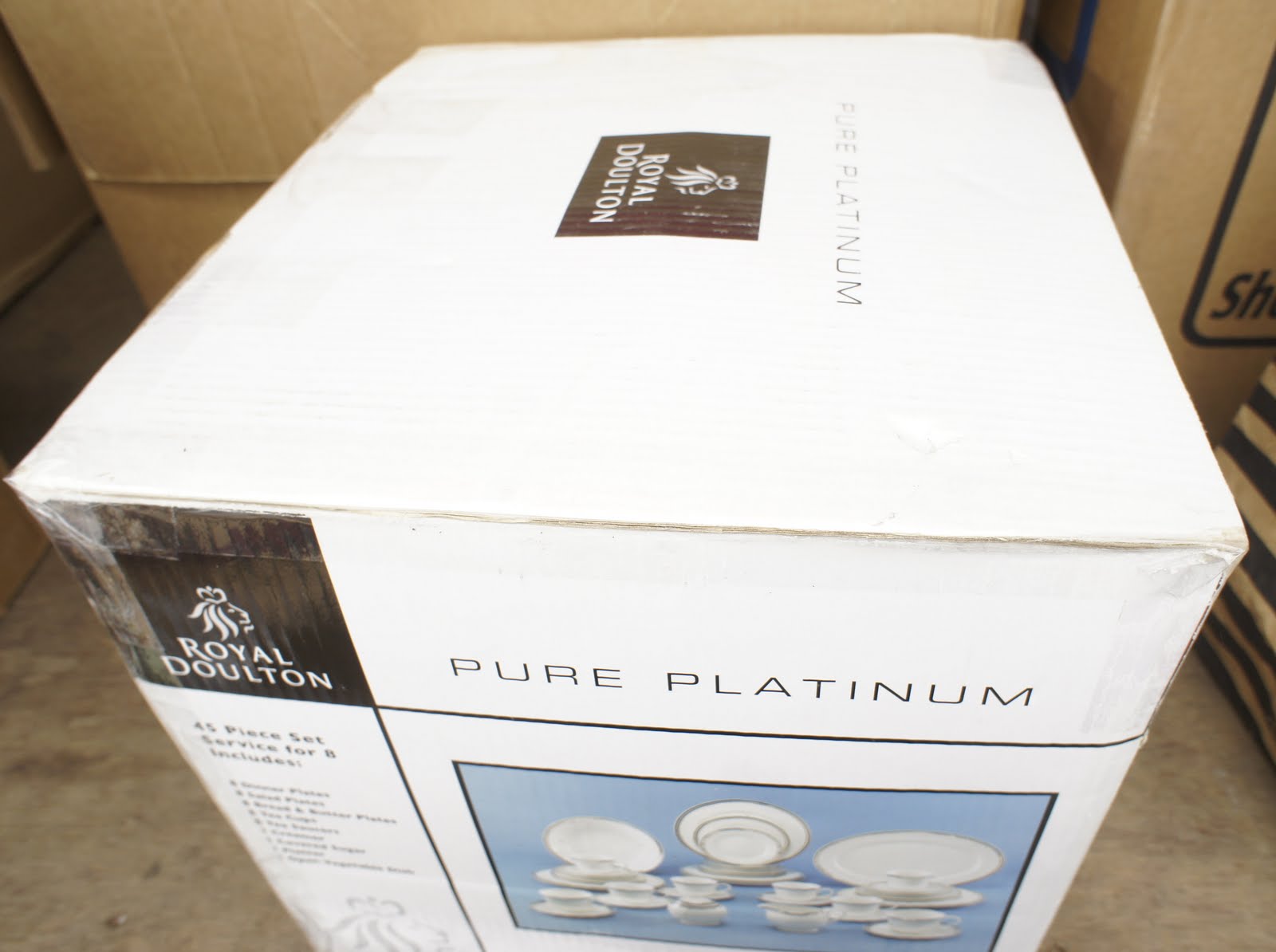 More from Shopping With Ayu Royal Doulton Pure Platinum 45piece