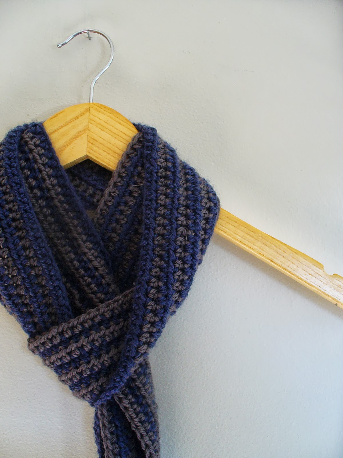 Make. Life. Beautiful. A Man Scarf {tutorial well sort of}
