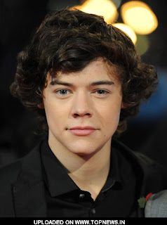 http://2.bp.blogspot.com/-xrwHjSE2XTQ/UJ1lEGik-rI/AAAAAAAAAL0/NNxiEAv52lQ/s320/harry-styles-2.jpg