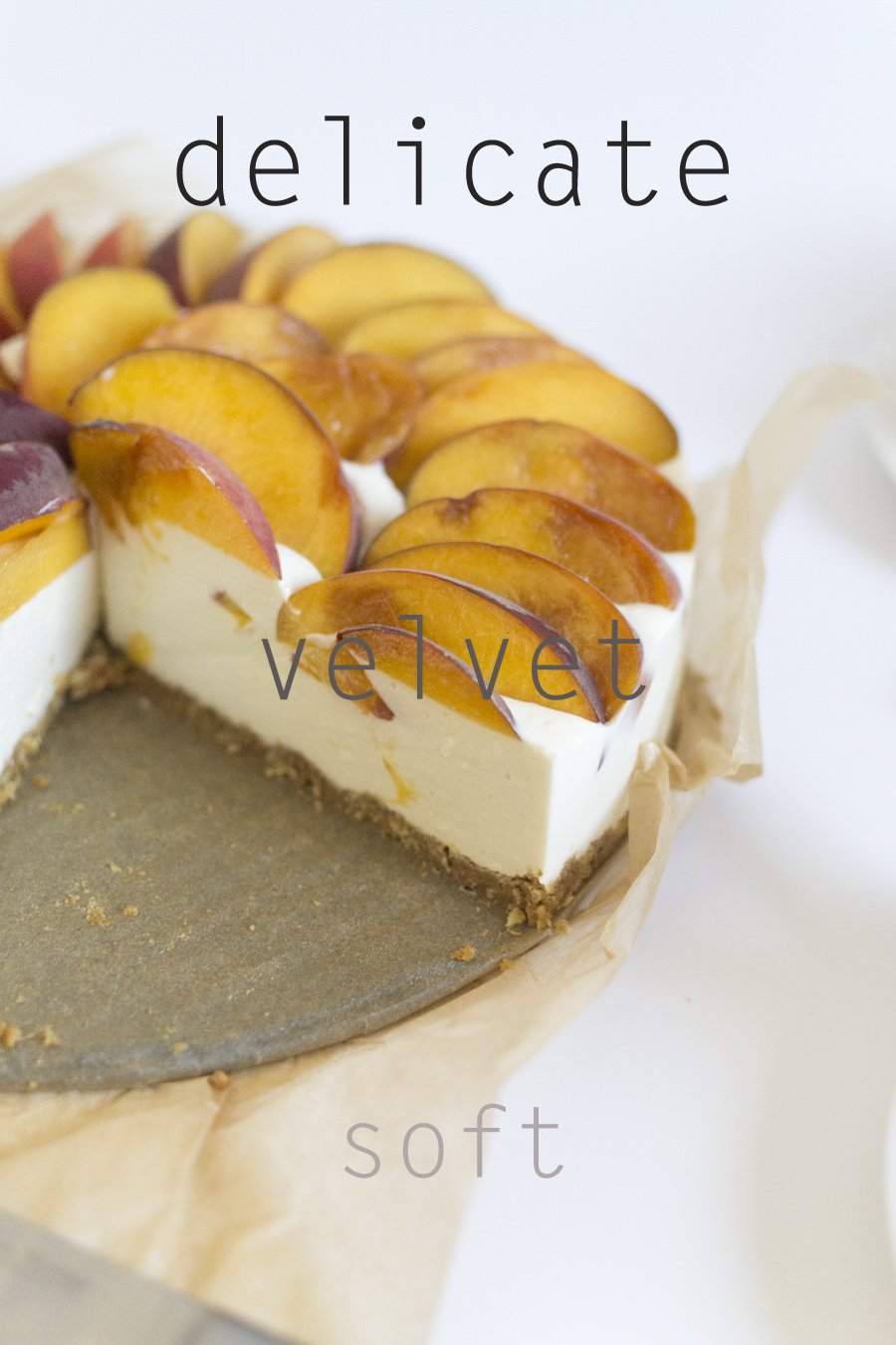 Everyday Emotion: Velvet cold cheesecake with peaches
