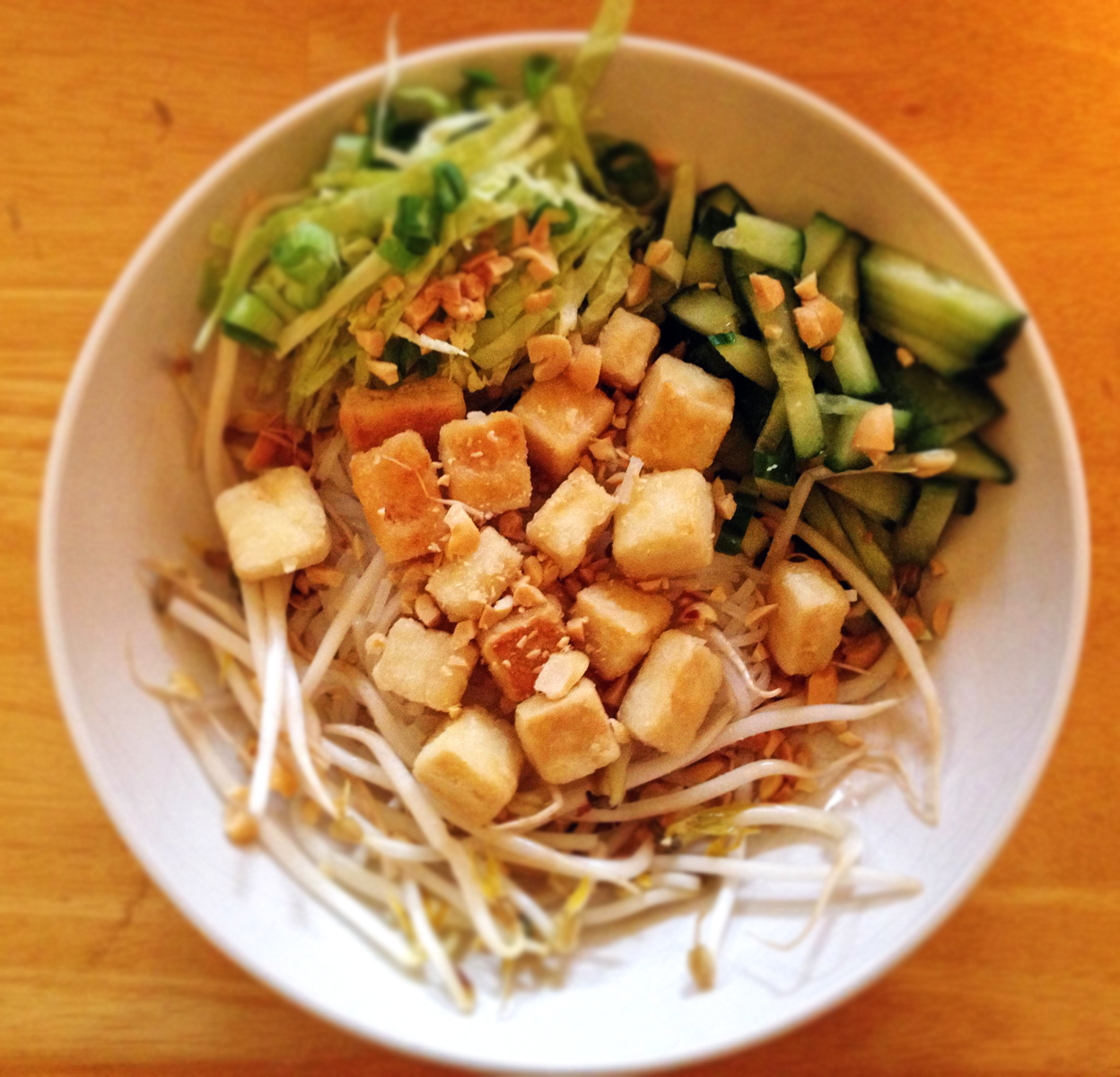 Rice Vermicelli Bowl. the hardcore herbivore.