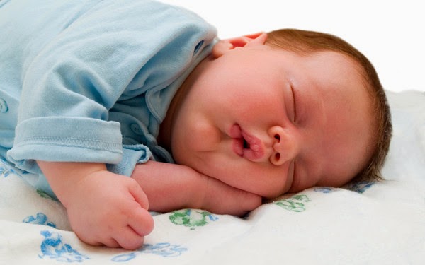 Ocho Pasos Esenciales para dormir mejor que un bebé: dormir más y más profundamente