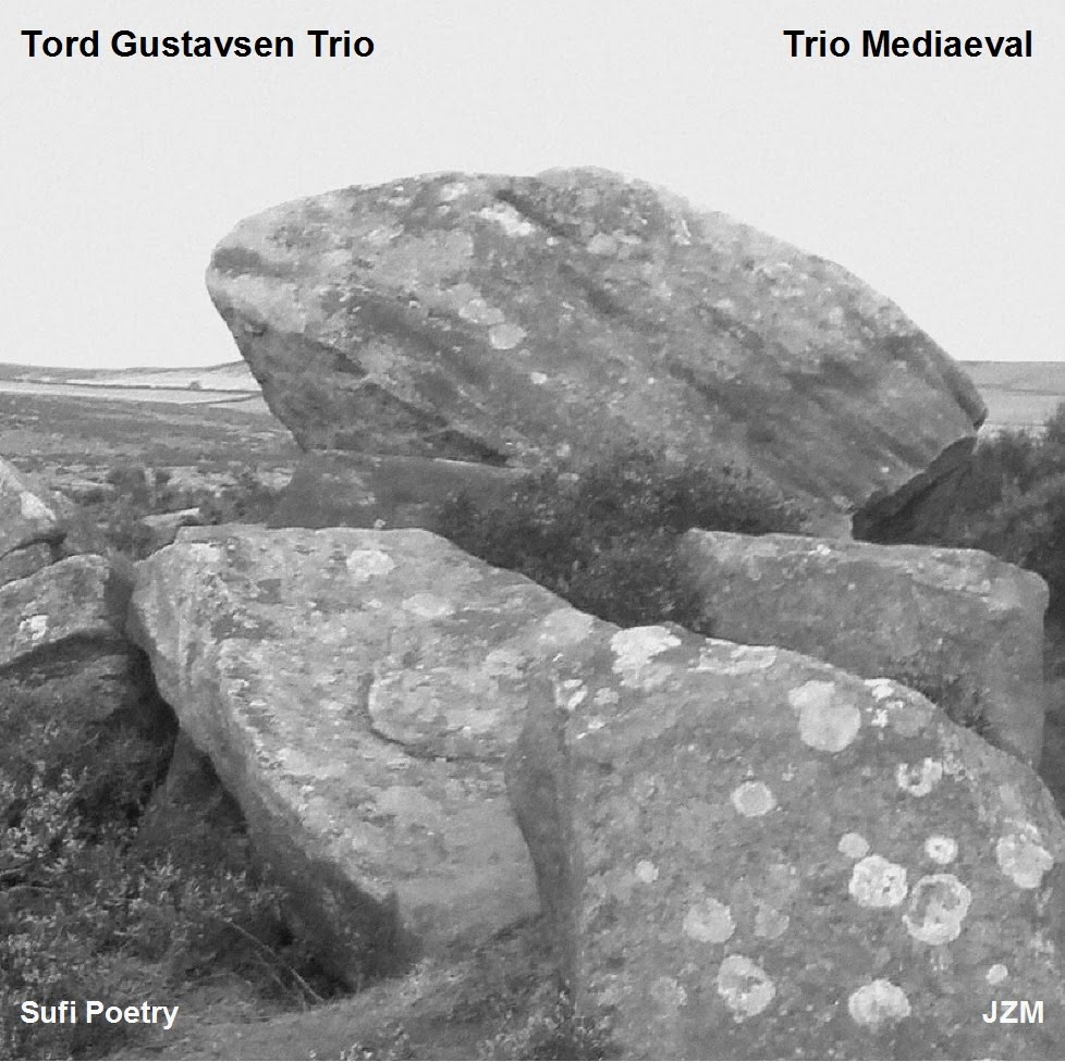 Cosa state ascoltando in cuffia in questo momento - Pagina 5 Tord+Gustavsen+trio+Mediaeval+Sufi+poetry+(Ellipse+in+Illingen)+2