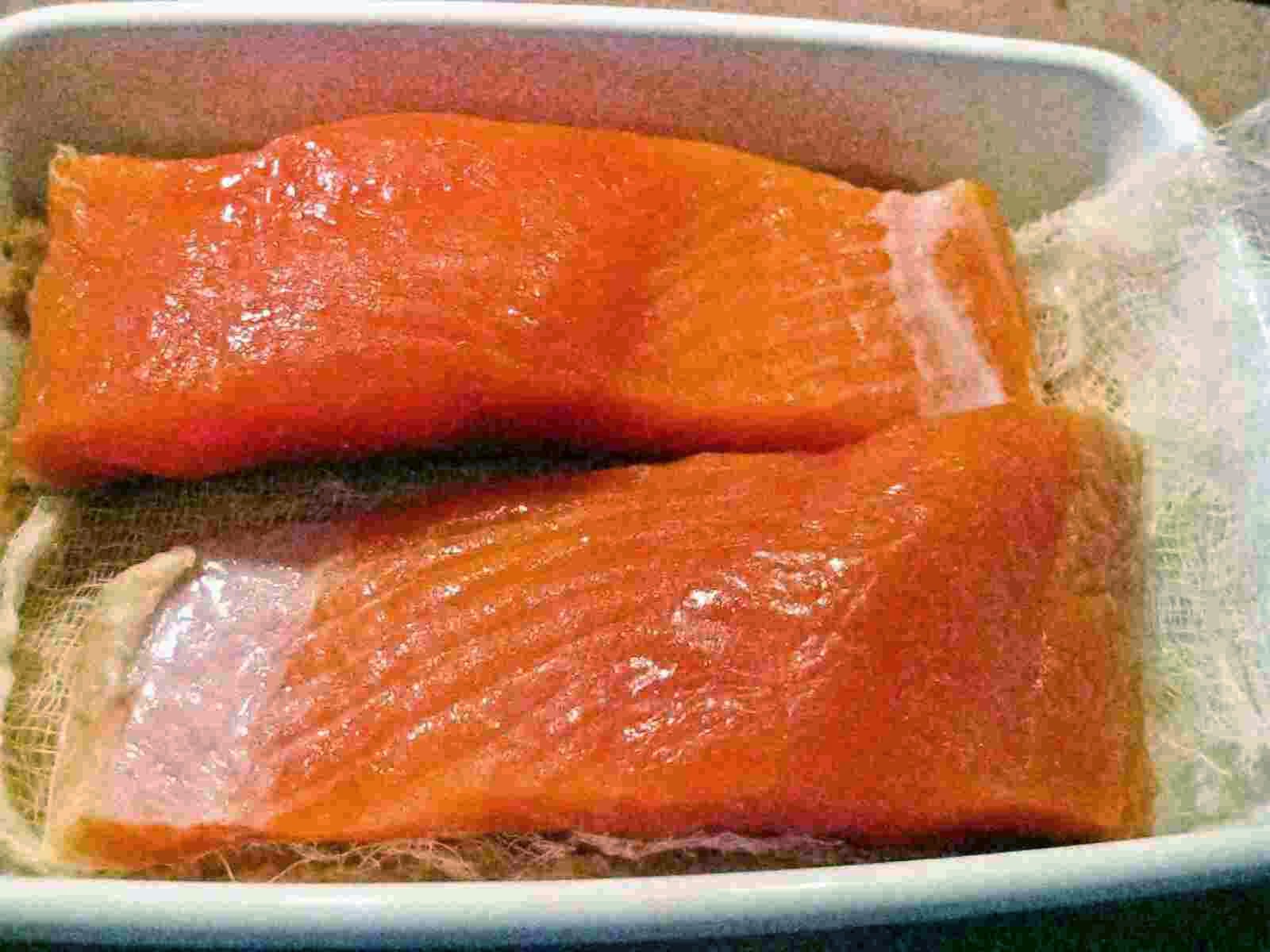 Recipes for Tom Sake no kasuzuke / grilled salmon marinated in sake lees