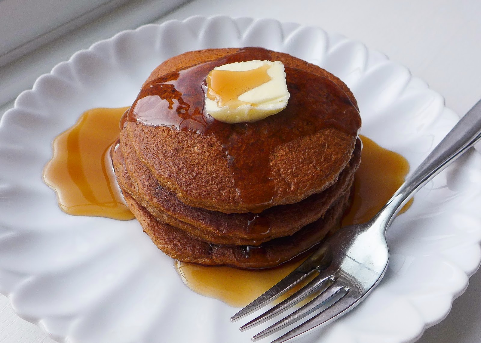 Dimples & Delights Gingerbread Pancakes
