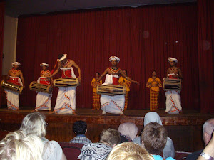 "Cultural Show" of Sri Lankan Folk dances and art at Kandy.(Wednesday 24-10-2012)