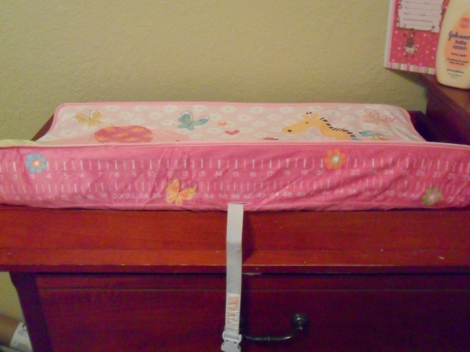 Baby' Journey Measure me changing pad cover. Review (Blu me away or Pink of me Event)